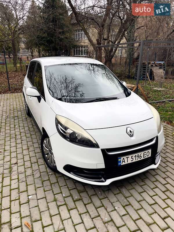 Минивэн Renault Scenic 2012 в Ивано-Франковске фото 12 Минивэн Renault Scenic 2012 в Ивано-Франковске