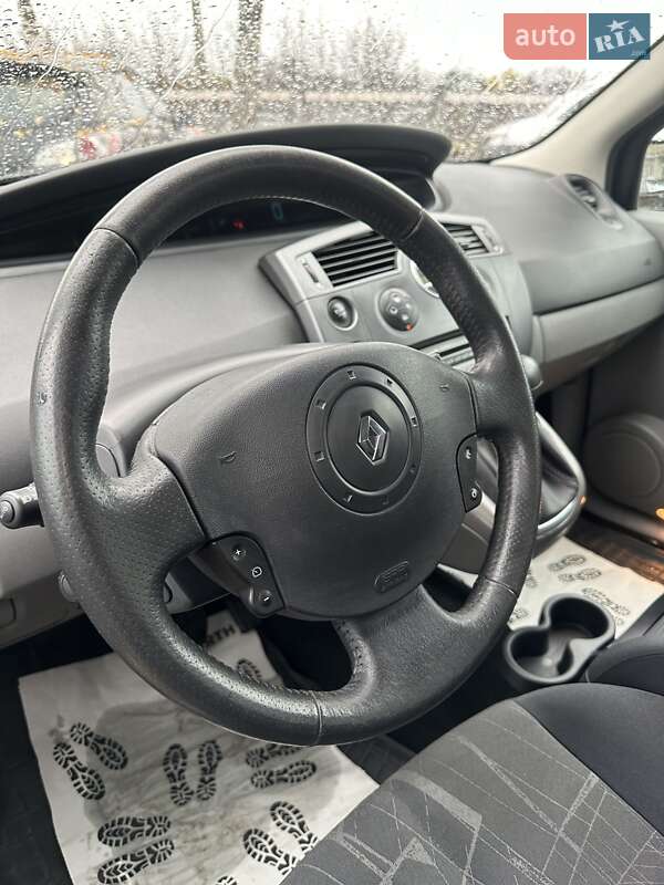 Мінівен Renault Scenic 2004 в Смілі