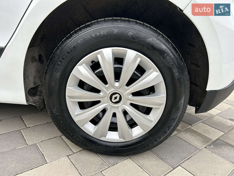Мінівен Renault Scenic 2013 в Полтаві фото 39 Мінівен Renault Scenic 2013 в Полтаві