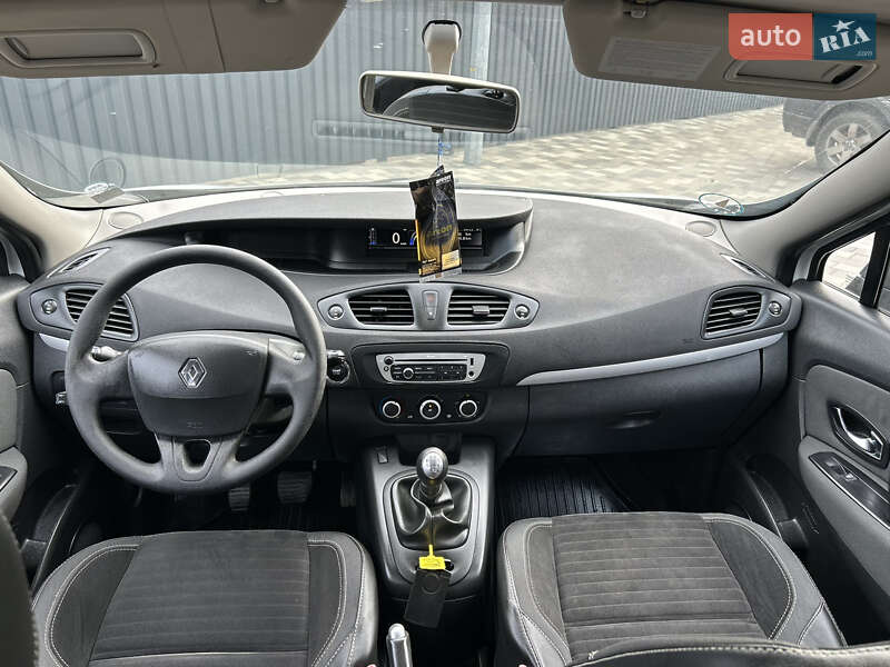 Мінівен Renault Scenic 2013 в Полтаві фото 82 Мінівен Renault Scenic 2013 в Полтаві