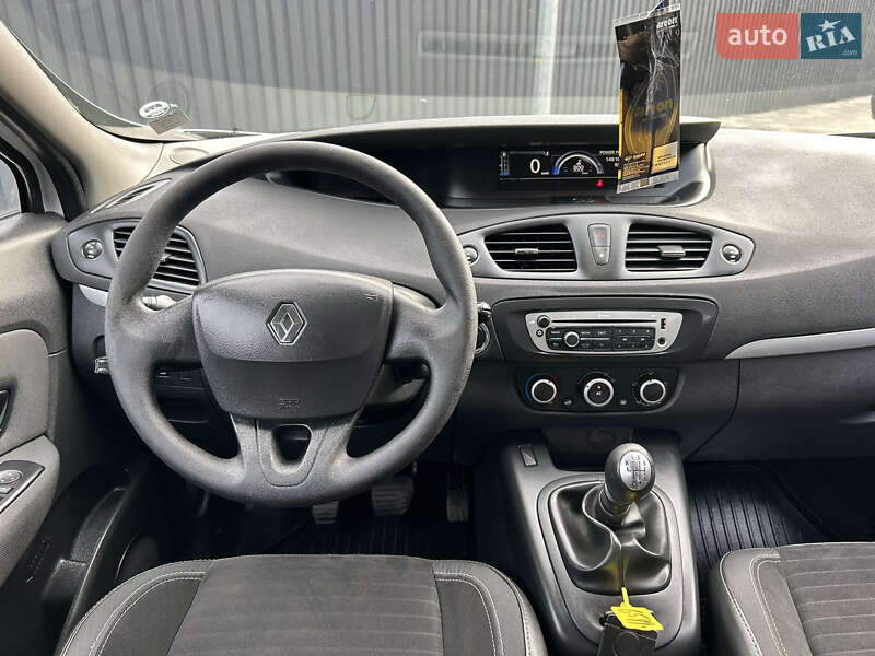 Мінівен Renault Scenic 2013 в Полтаві фото 137 Мінівен Renault Scenic 2013 в Полтаві