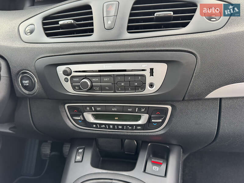 Мінівен Renault Scenic 2013 в Луцьку