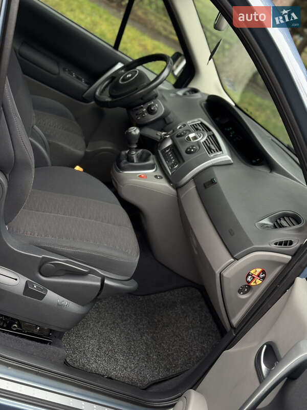 Минивэн Renault Scenic 2008 в Умани фото 24 Минивэн Renault Scenic 2008 в Умани