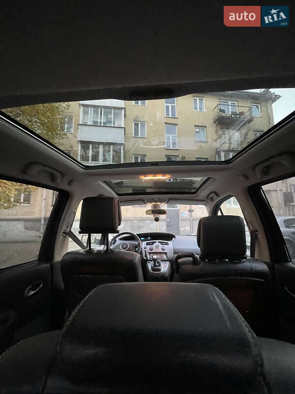 Мінівен Renault Scenic 2008 в Луцьку