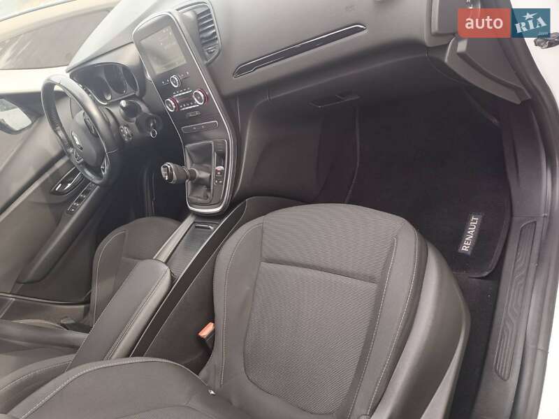 Мінівен Renault Scenic 2016 в Бродах