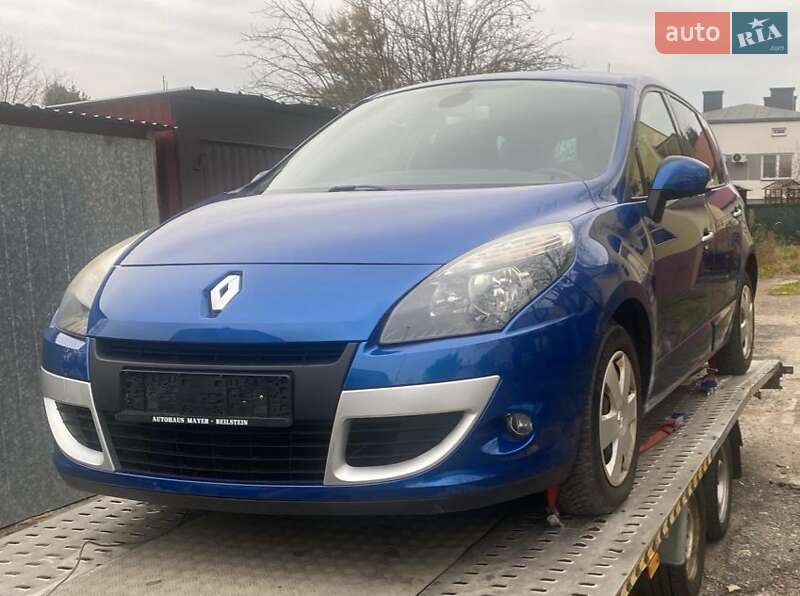 Мінівен Renault Scenic 2010 в Луцьку