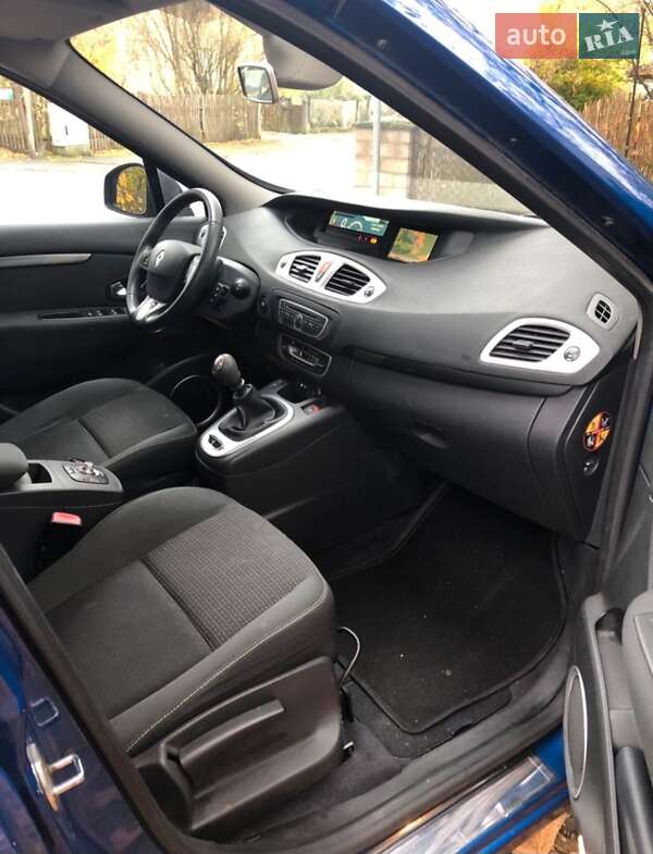 Мінівен Renault Scenic 2010 в Луцьку