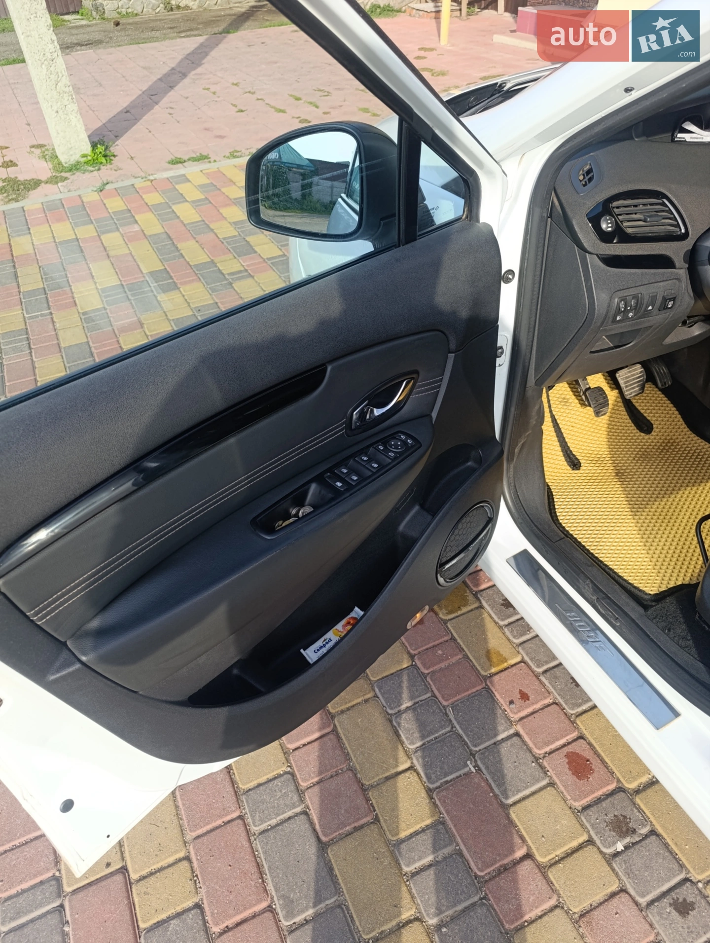 2011 Renault Scenic - мініатюра 9