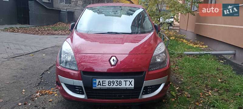 Renault Scenic 2011