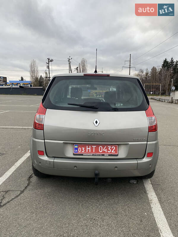 Минивэн Renault Scenic 2006 в Белогородке
