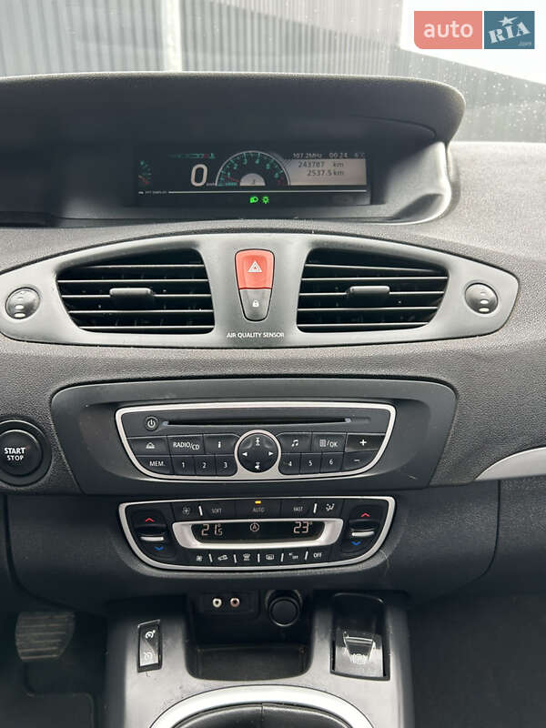 Мінівен Renault Scenic 2012 в Полтаві