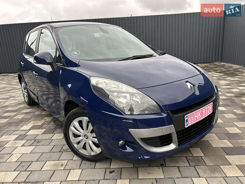 Мінівен Renault Scenic 2012 в Полтаві