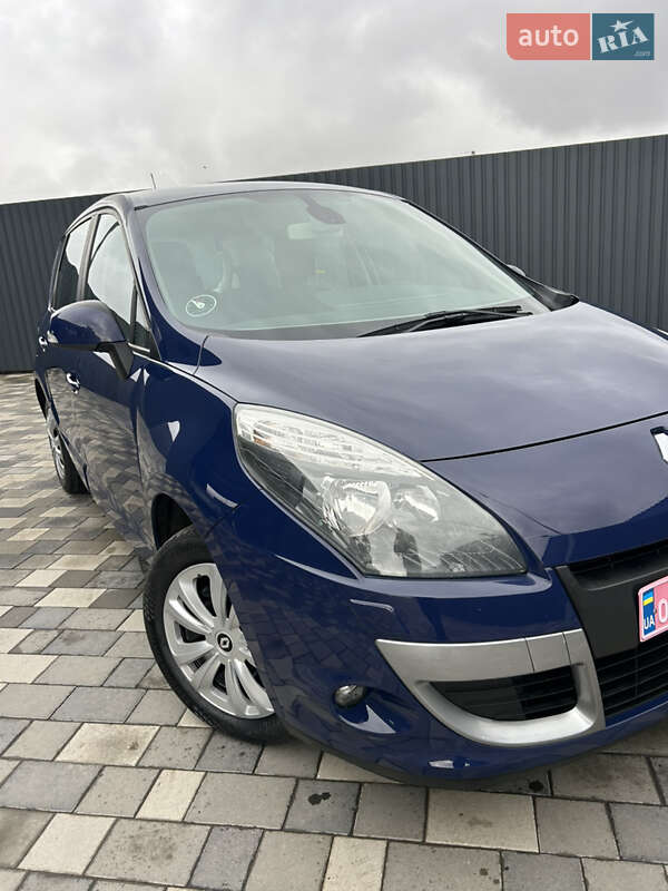 Мінівен Renault Scenic 2012 в Полтаві