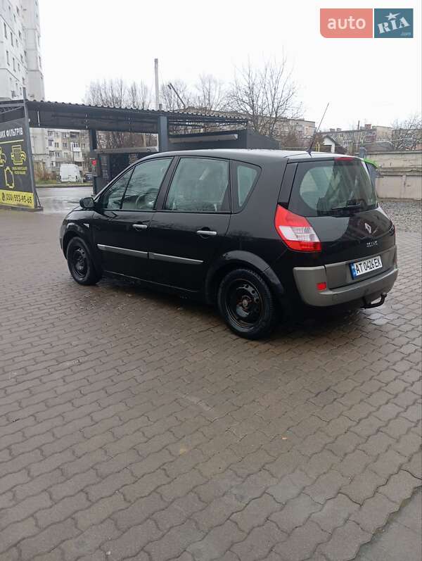 Минивэн Renault Scenic 2004 в Калуше
