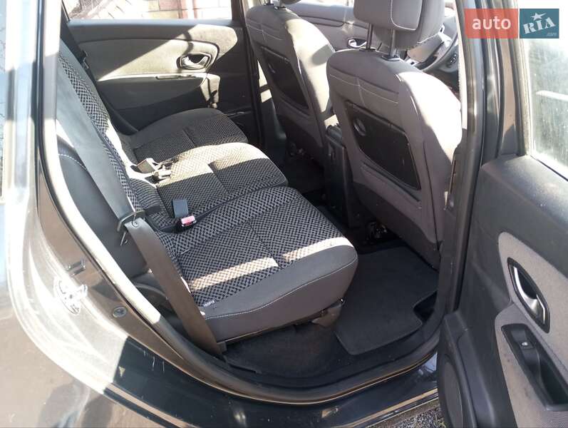 Мінівен Renault Scenic 2011 в Дубні фото 8 Мінівен Renault Scenic 2011 в Дубні