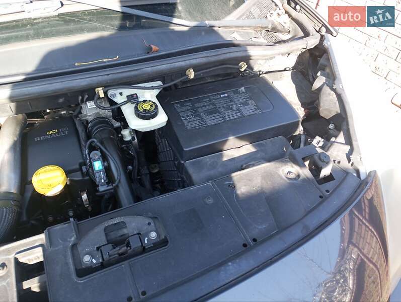 Мінівен Renault Scenic 2011 в Дубні фото 12 Мінівен Renault Scenic 2011 в Дубні