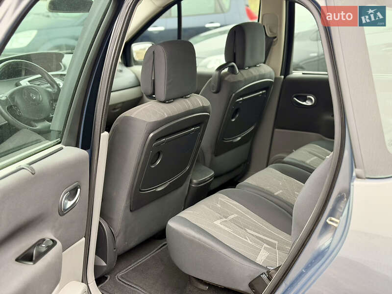 Мінівен Renault Scenic 2006 в Рівному
