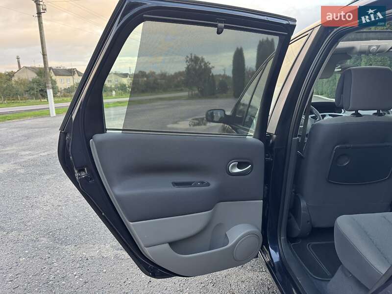 Минивэн Renault Scenic 2008 в Дубно
