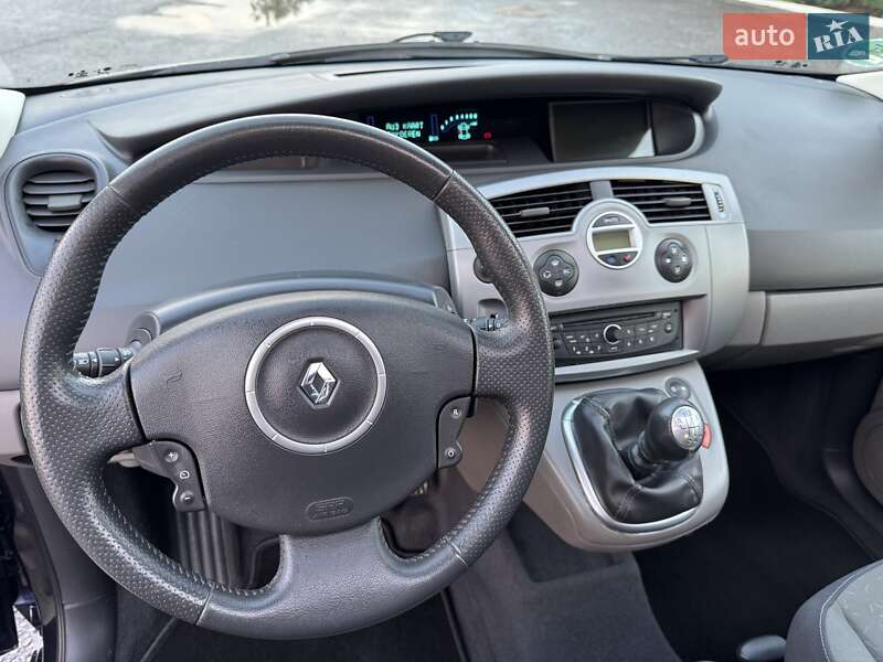 Минивэн Renault Scenic 2008 в Дубно