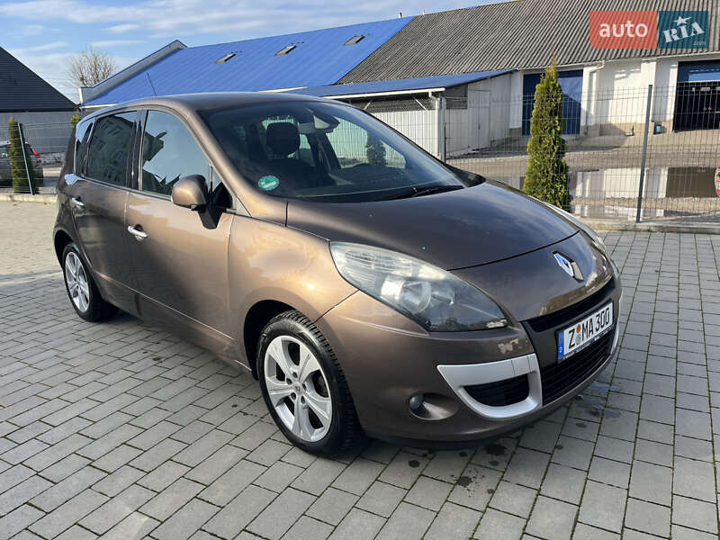 Минивэн Renault Scenic 2010 в Бродах