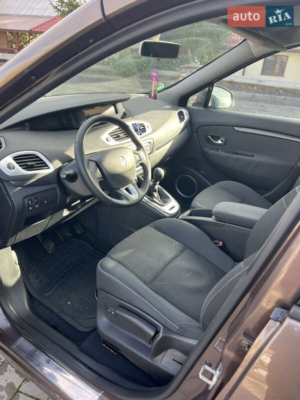 Минивэн Renault Scenic 2010 в Бродах