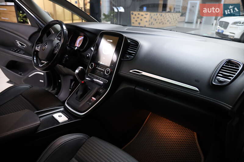 Мінівен Renault Scenic 2017 в Луцьку