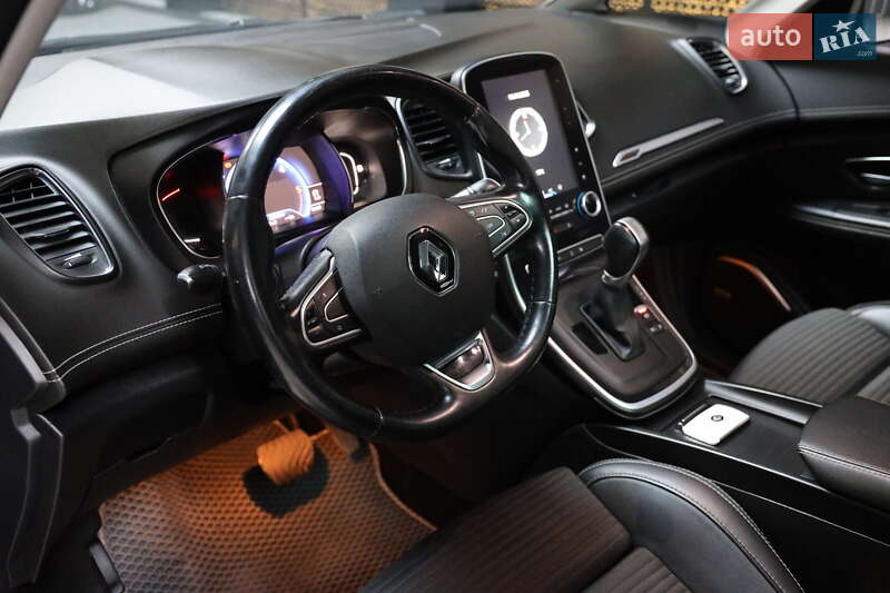 Мінівен Renault Scenic 2017 в Луцьку