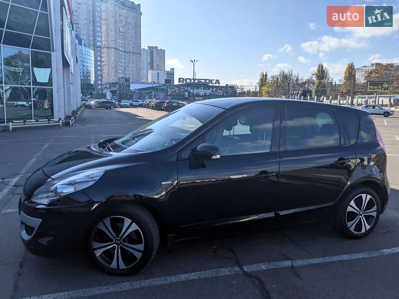 Минивэн Renault Scenic 2011 в Одессе