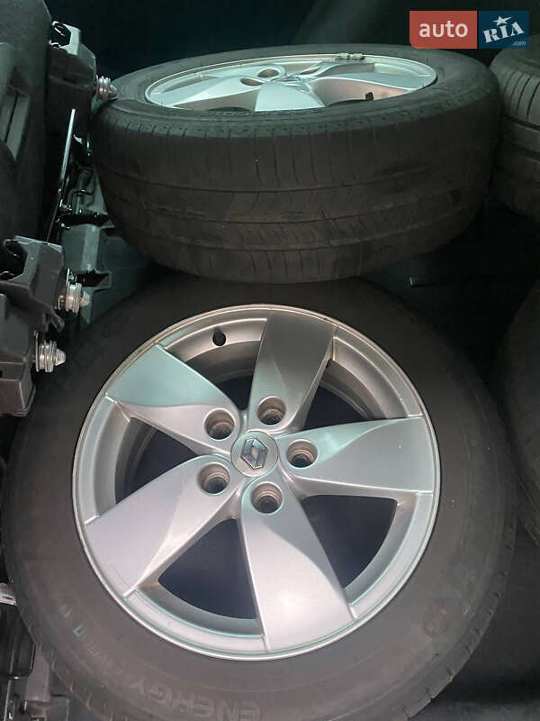 Мінівен Renault Scenic 2010 в Гостомелі