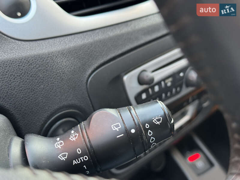 Минивэн Renault Scenic 2009 в Нетешине