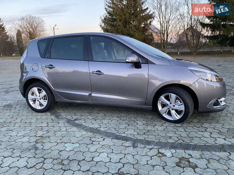 Мінівен Renault Scenic 2013 в Дубні
