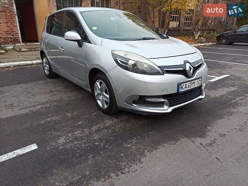 Минивэн Renault Scenic 2015 в Киеве фото 11 Минивэн Renault Scenic 2015 в Киеве