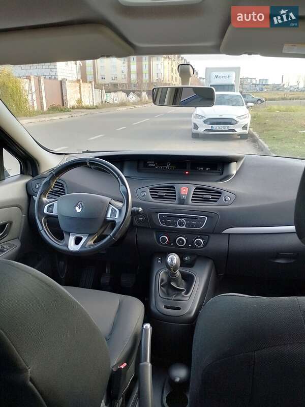 Минивэн Renault Scenic 2011 в Софиевской Борщаговке фото 8 Минивэн Renault Scenic 2011 в Софиевской Борщаговке