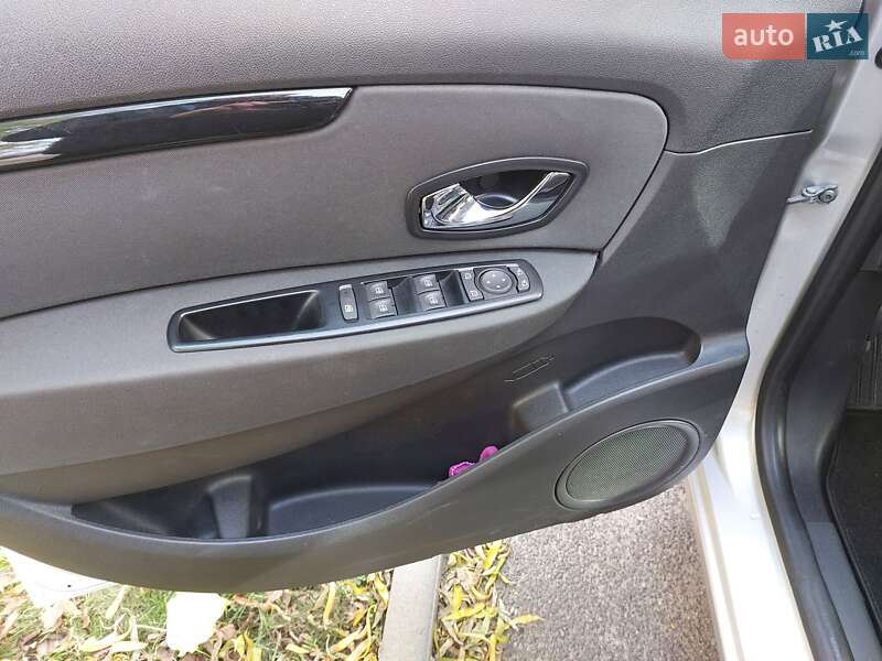 Минивэн Renault Scenic 2015 в Виннице фото 20 Минивэн Renault Scenic 2015 в Виннице