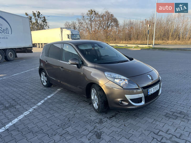 Минивэн Renault Scenic 2011 в Летичеве фото Минивэн Renault Scenic 2011 в Летичеве