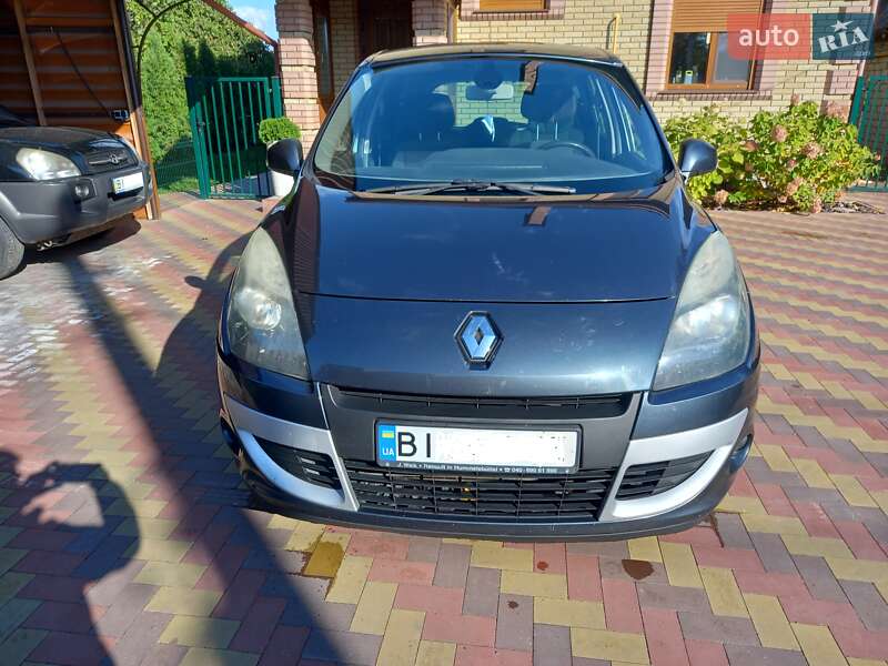 Мінівен Renault Scenic 2009 в Кременчуці