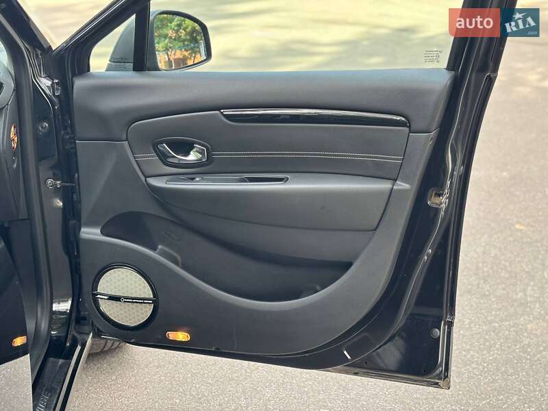 Мінівен Renault Scenic 2014 в Києві фото 79 Мінівен Renault Scenic 2014 в Києві