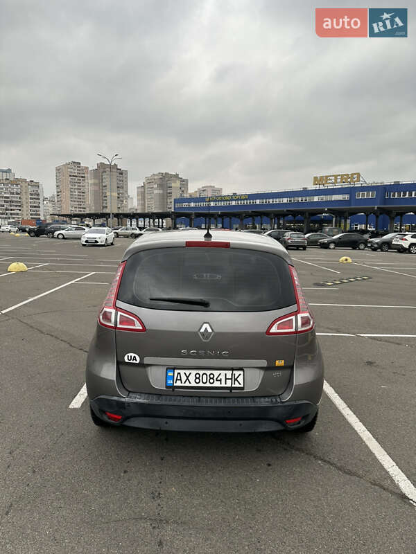 Минивэн Renault Scenic 2011 в Киеве