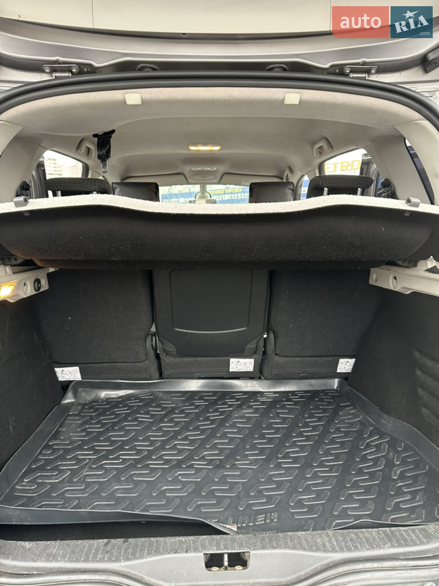 2011 Renault Scenic - мініатюра 10