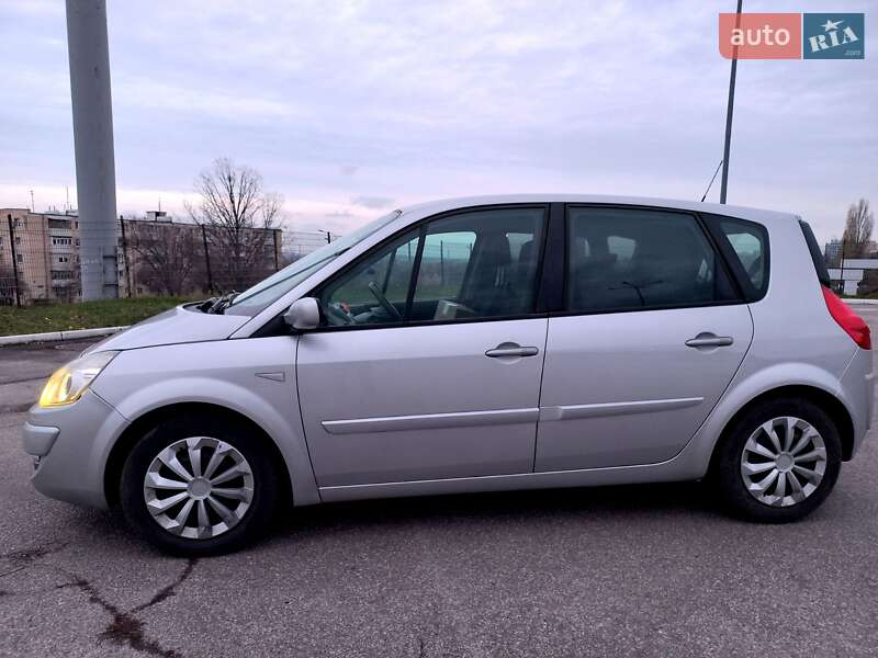 Минивэн Renault Scenic 2009 в Харькове