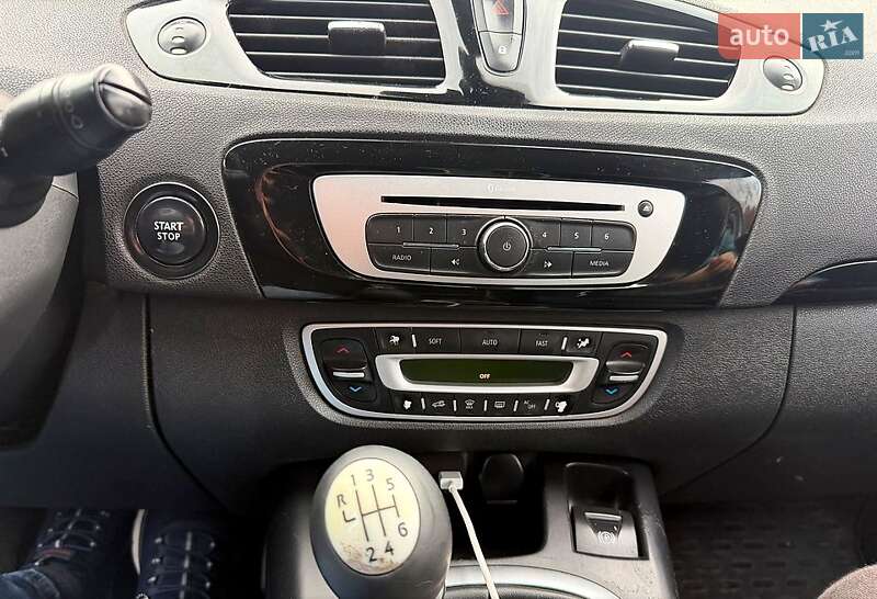 Мінівен Renault Scenic 2014 в Нікополі
