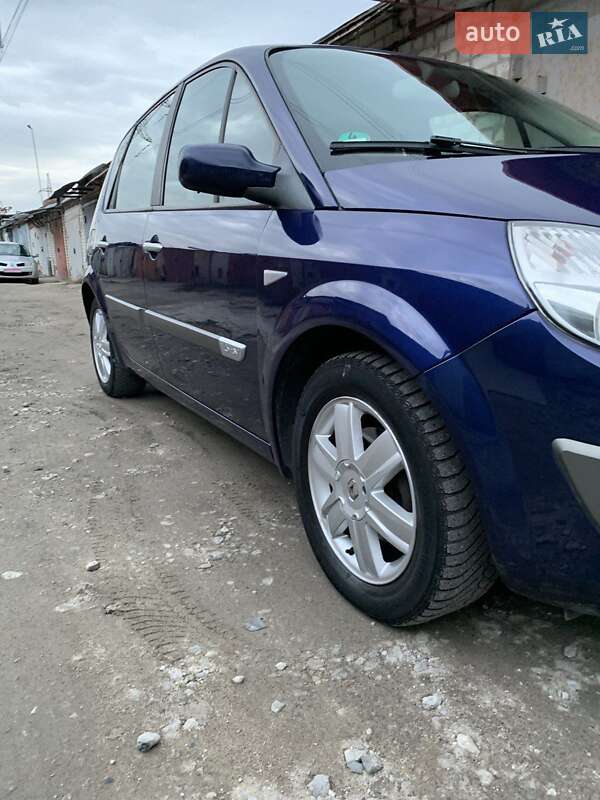 Минивэн Renault Scenic 2005 в Запорожье
