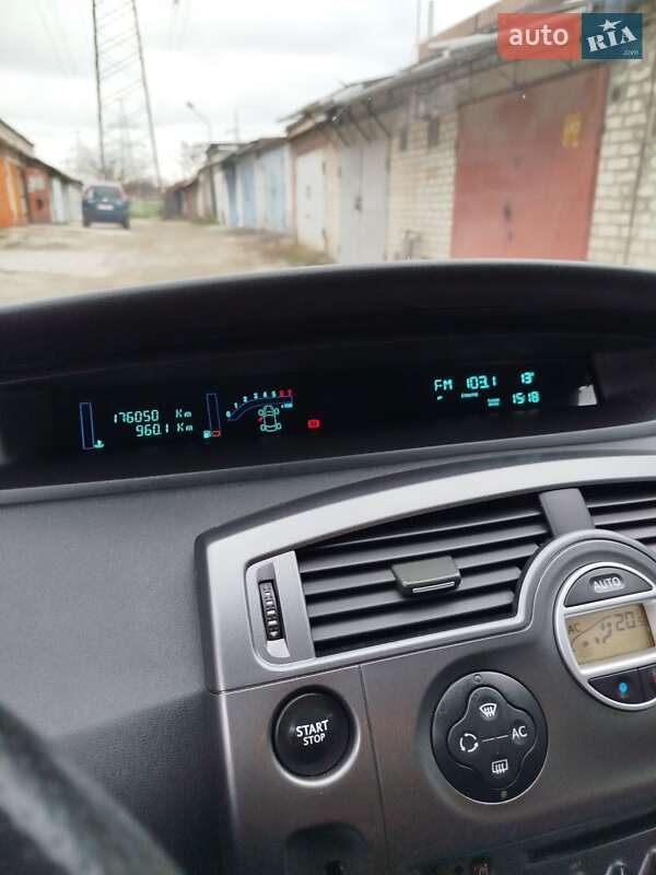 Минивэн Renault Scenic 2005 в Запорожье