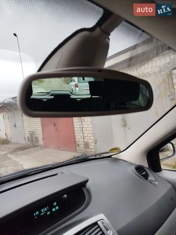 Минивэн Renault Scenic 2005 в Запорожье