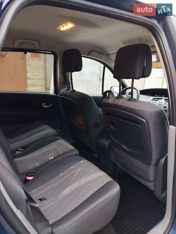 Минивэн Renault Scenic 2005 в Запорожье