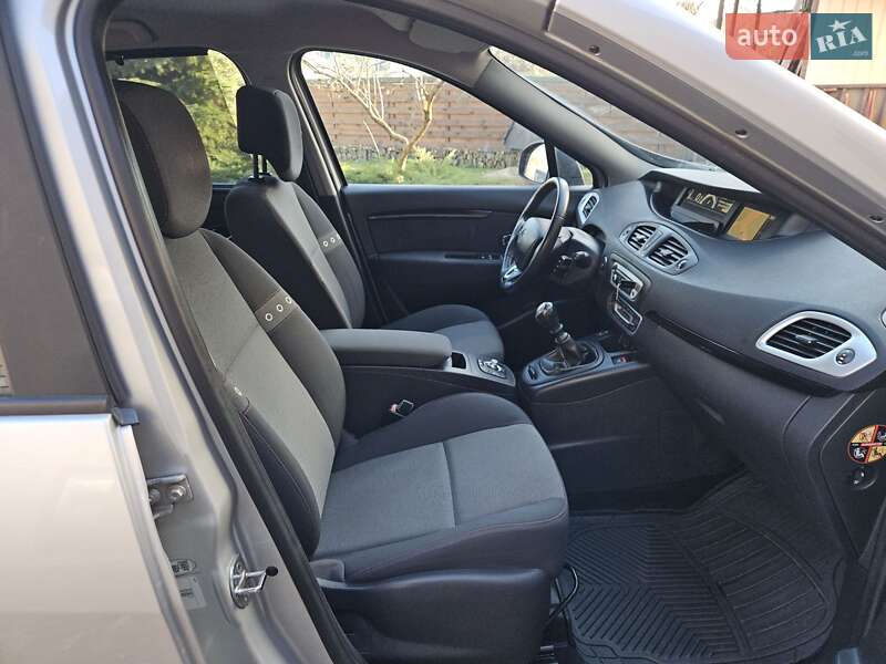 Мінівен Renault Scenic 2013 в Бродах