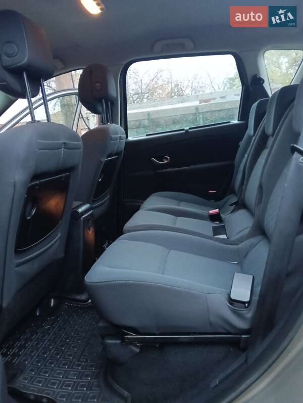 Мінівен Renault Scenic 2010 в Сумах фото 9 Мінівен Renault Scenic 2010 в Сумах