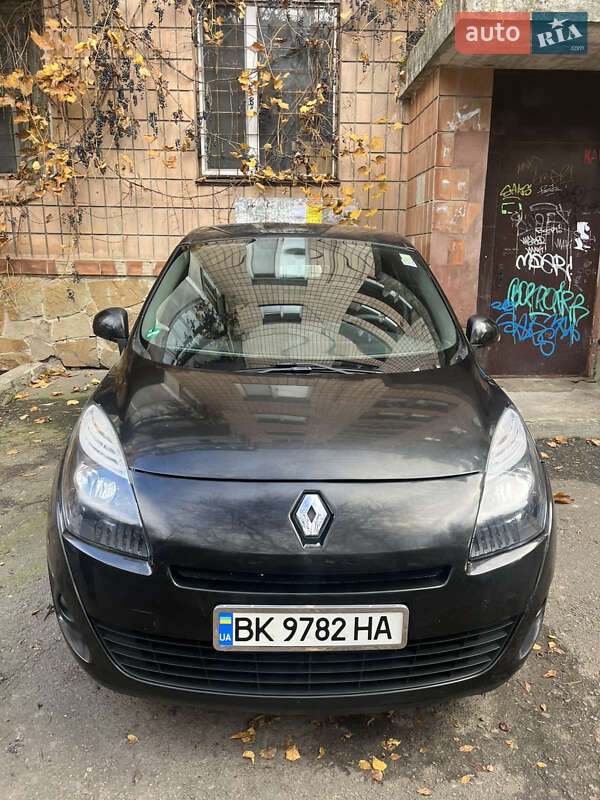 Мінівен Renault Scenic 2009 в Рівному