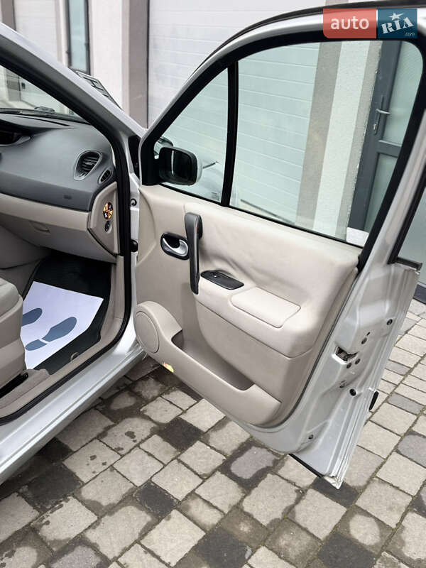 Минивэн Renault Scenic 2005 в Дрогобыче фото 63 Минивэн Renault Scenic 2005 в Дрогобыче