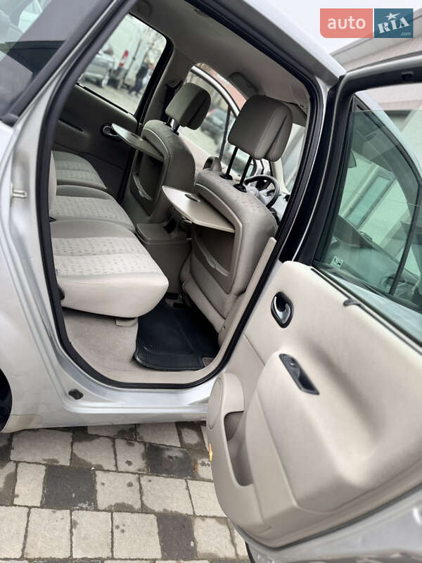 Минивэн Renault Scenic 2005 в Дрогобыче фото 67 Минивэн Renault Scenic 2005 в Дрогобыче